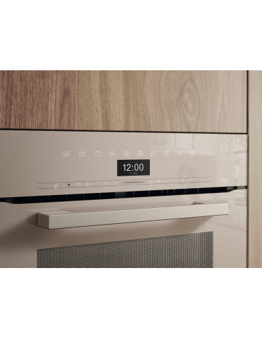 Miele H 7440 BM unutrašnjost pećnice PerfectClean