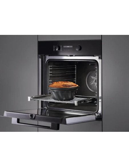 Miele DGC 7440 HCX Pro parna pećnica (GraphitGrey) u modernoj kuhinji, prikaz DualSteam sustava i HydroClean ciklusa čišćenja.